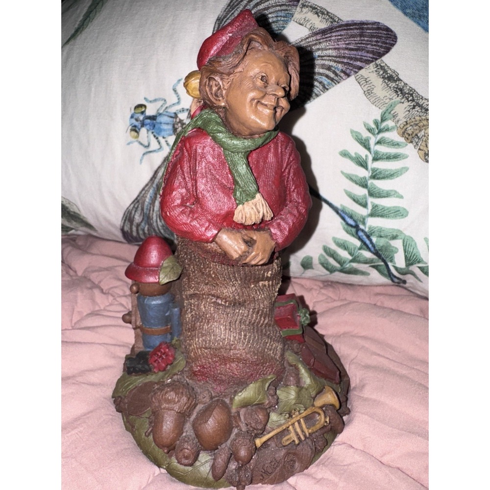 Signed Tom Clark Cairn Studio Noel Christmas Gnome Figurine 1984 #48